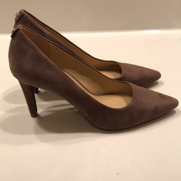 MICHAEL Michael Kors Suede Dorothy Flex Heel - Picture 5 of 8